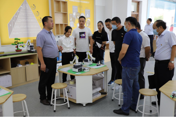喜迎二十大|校企联建聚合力，携手奋进新征程
